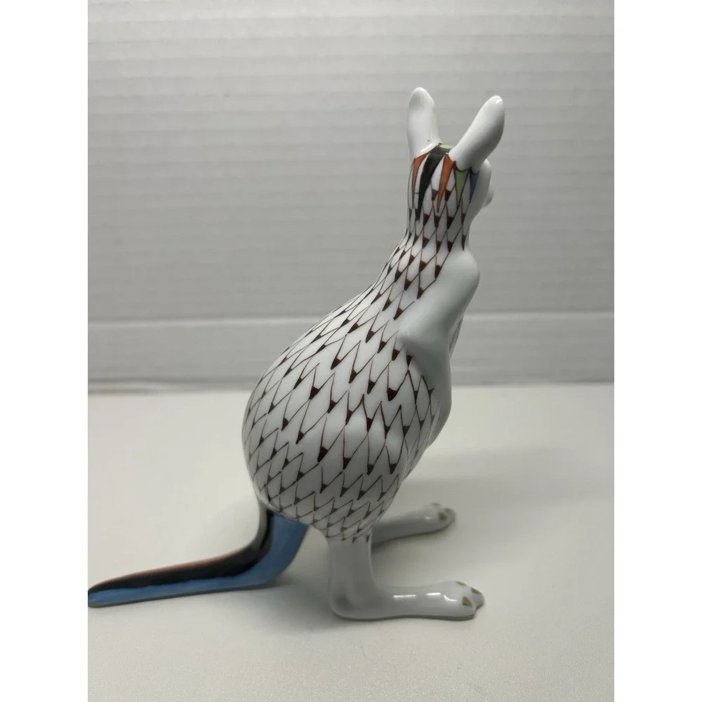 Hollohaza Porcelain Kangaroo Figurine Fishnet excellent condition